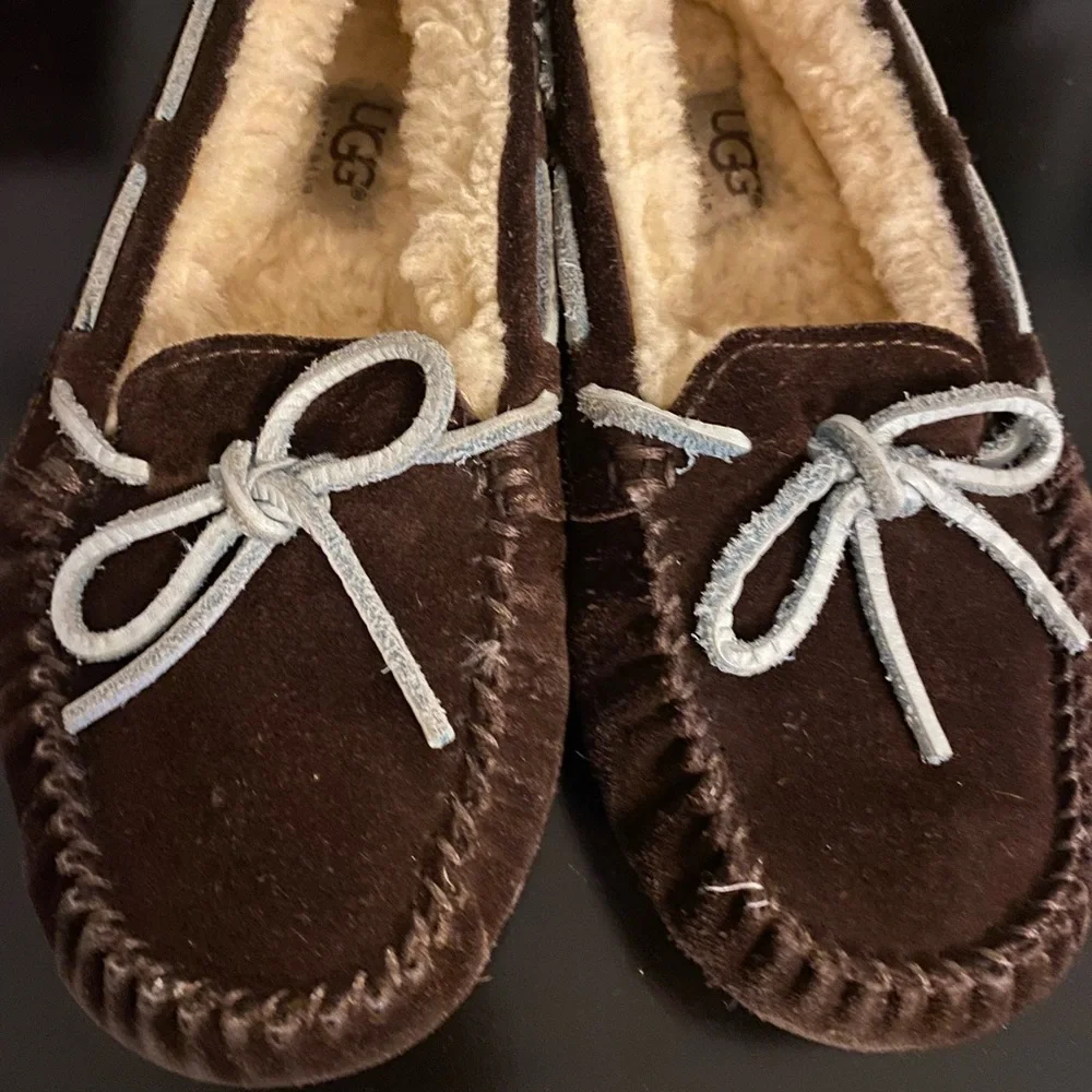 UGG Australia Slippers size 10C - Picture 5 of 6